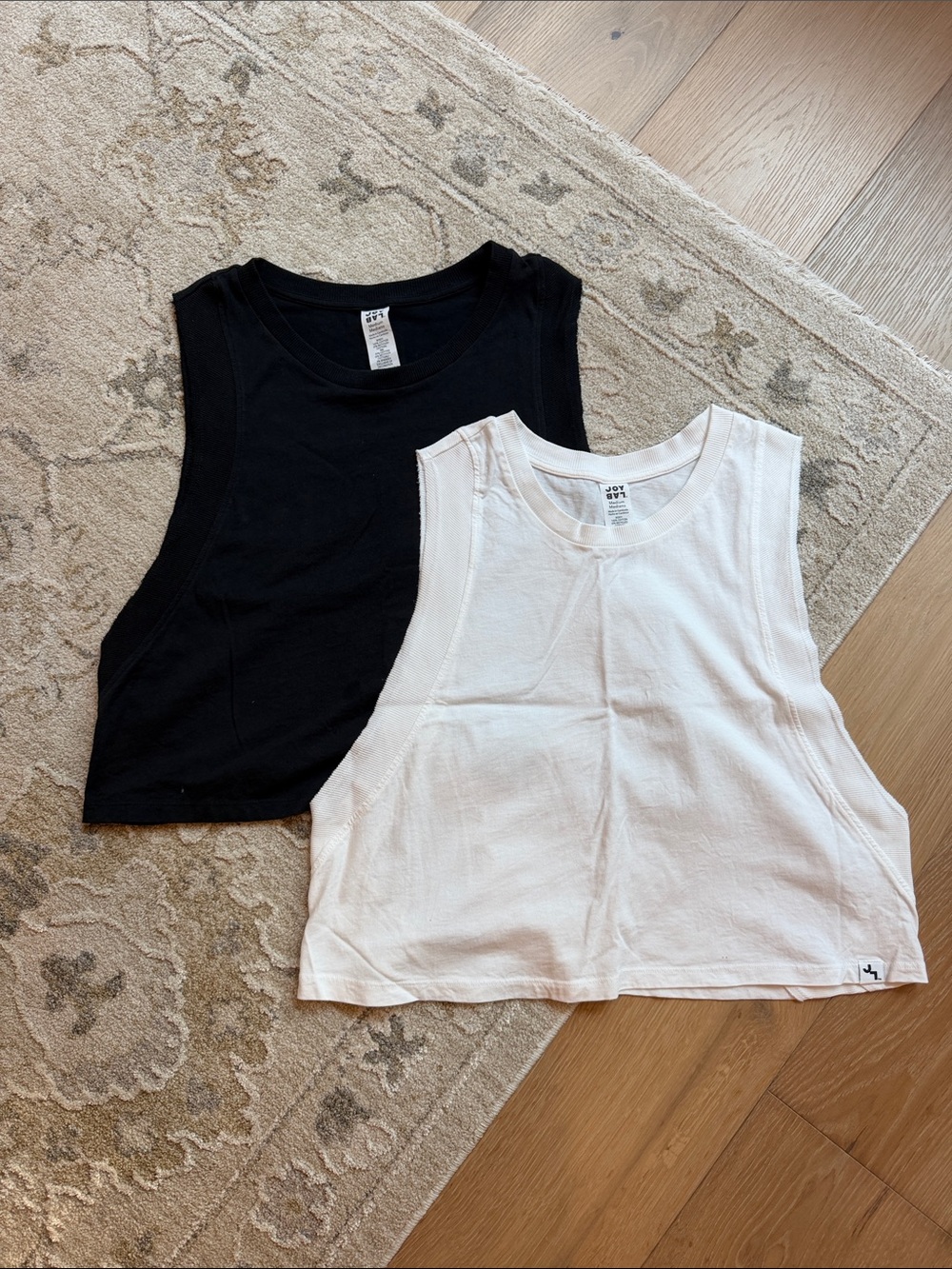 JoyLab Black & White Cropped Tank Top Duo